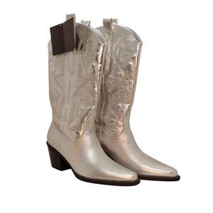 Forever 21 Womens NEW w/Tags Metallic Silver Embroidered Cowgirl Boots - sz. 6